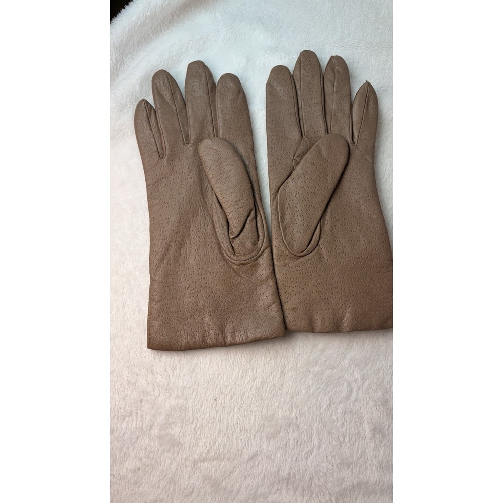 Vintage Taupe Leather Gloves Size M Perforated Textured Warm Acrylic Lined Boho